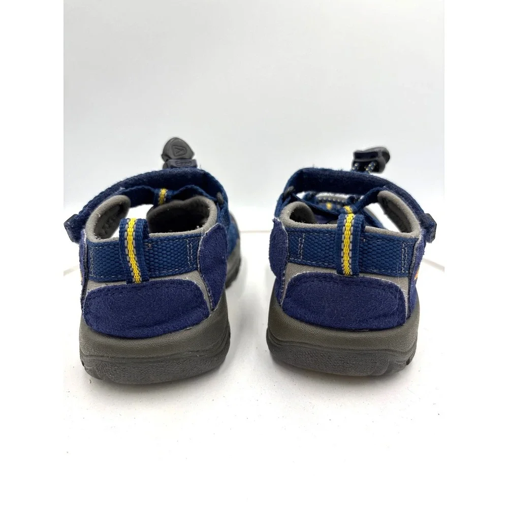 Keen Newport H2 Sandals 10 Blue Gorpcore Outdoorsy Waterproof Closed Toe 1009938